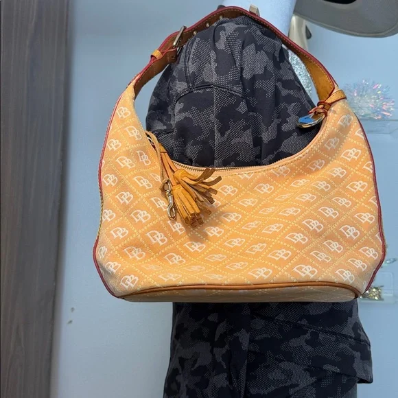 Dooney and Burke EUC. salmon color, canvas, swing style bag, key fob,storage - Picture 2 of 14